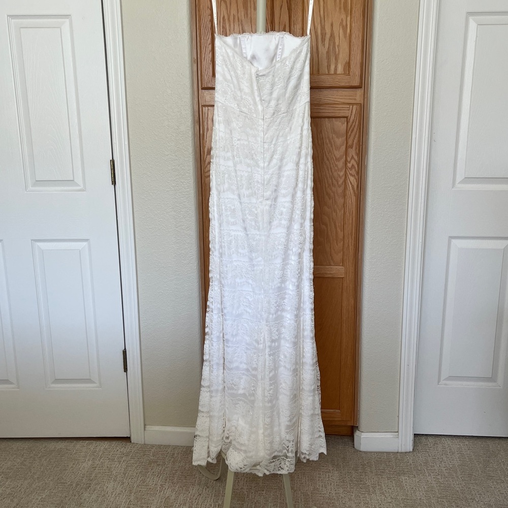 David’s Bridal Strapless Galina White Lace Dress - Picture 11 of 13